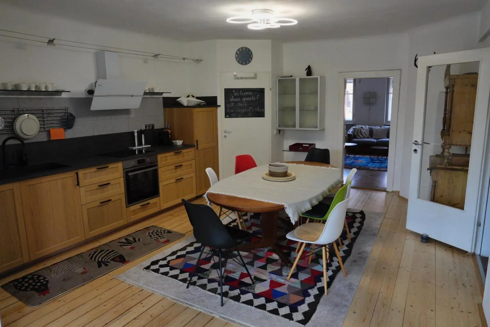 아파트 Spacious Urban Home L Self Checkin